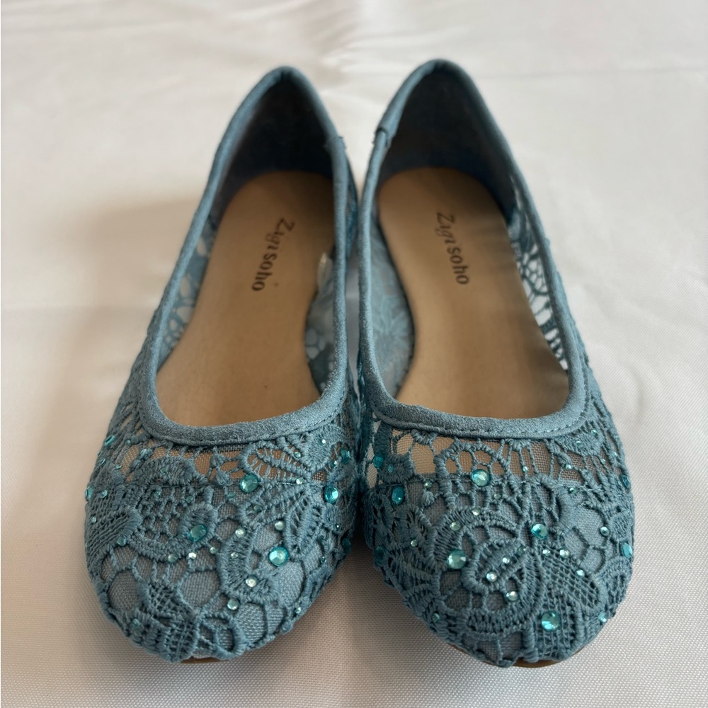 Zigi Soho  Women’s Blue Suede/Lace Size 7 Flats Shoes